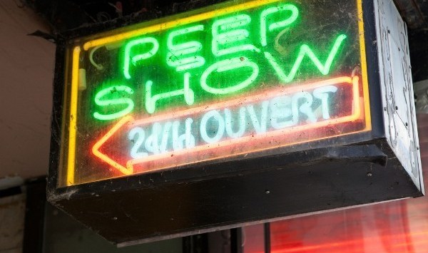 ASX-listed strip club operator collapses