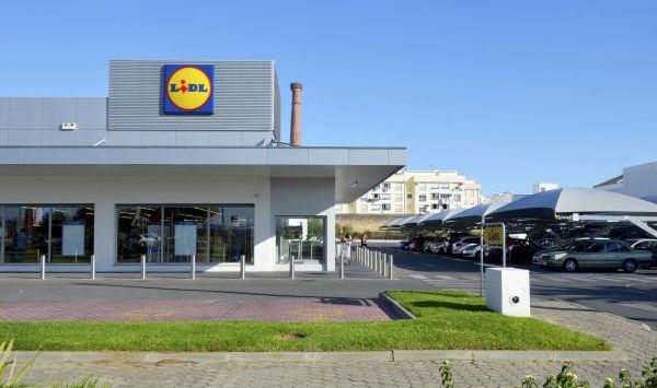 A Lidl bit more competition: Another discount German grocery chain enters the fight