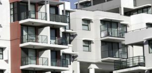 “Pragmatic” first home buyers get in as all 130 apartments in new Sydney development sell out in a day