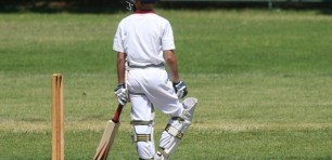 Fair Work rules no-ball on Isuzu dismissal: Sales manager who ditched work for son’s cricket match wins $7000 compensation