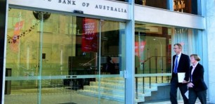 Small business could save $550 million on interchange fees as RBA mulls a move on charges