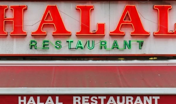 “Bigoted” anti-halal boycotters hurting Aussie businesses, Senate told