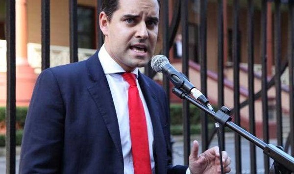 MP Alex Greenwich calls for end of corporate welfare to “industries of the past”