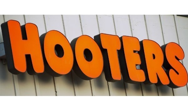 From bust to boom? Hooters Australia bought out of administration by US restaurant group Chanticleer Holdings