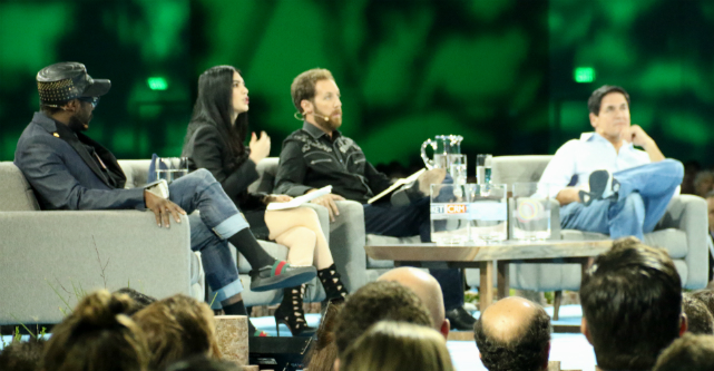 William, Shahrzad Rafati, Chris Sacca and Mark Cuban at Dreamforce 2016