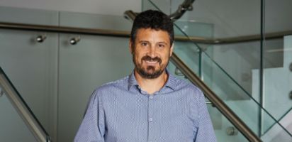 Professor Alex Loukas, co-founder and head of research at Paragen Bio. Source: Romy Bullerjahn.