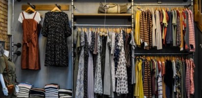 attracting customers to stores fast fashion